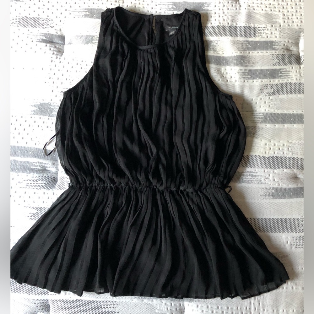 Ann Taylor tall 6 sleeveless peplum fitted black accordion folded top